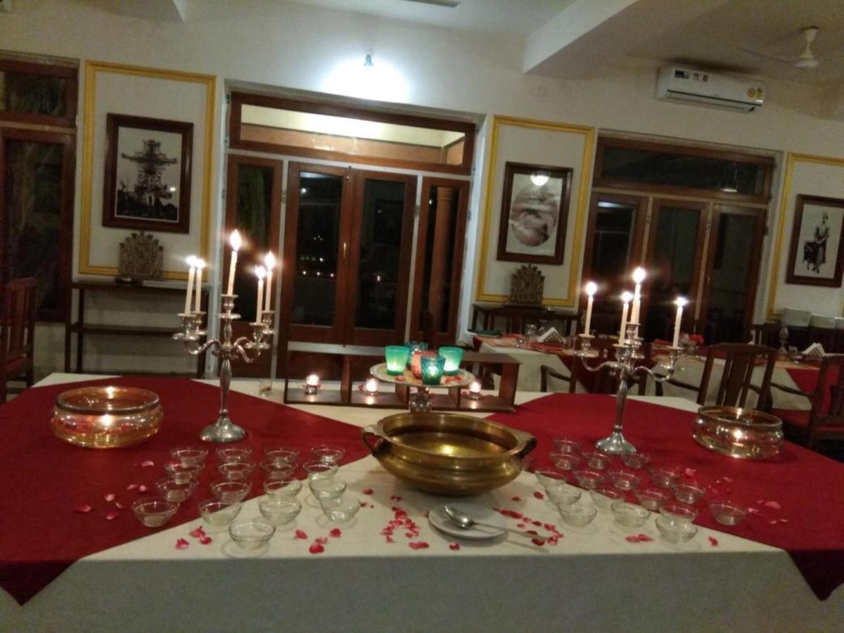 Bhanwar Vilas Palace Karauli Kültér fotó