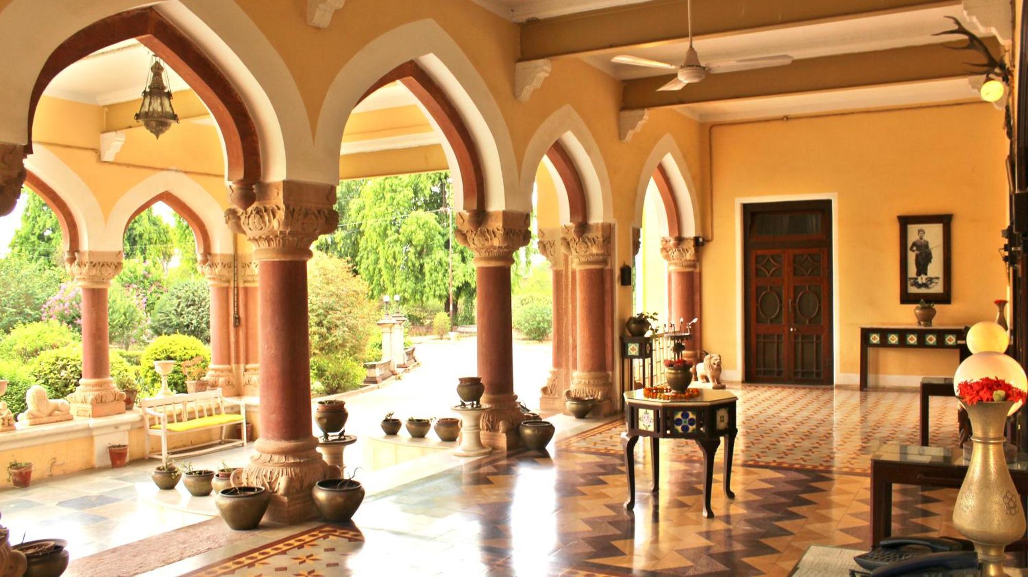 Bhanwar Vilas Palace Karauli Kültér fotó