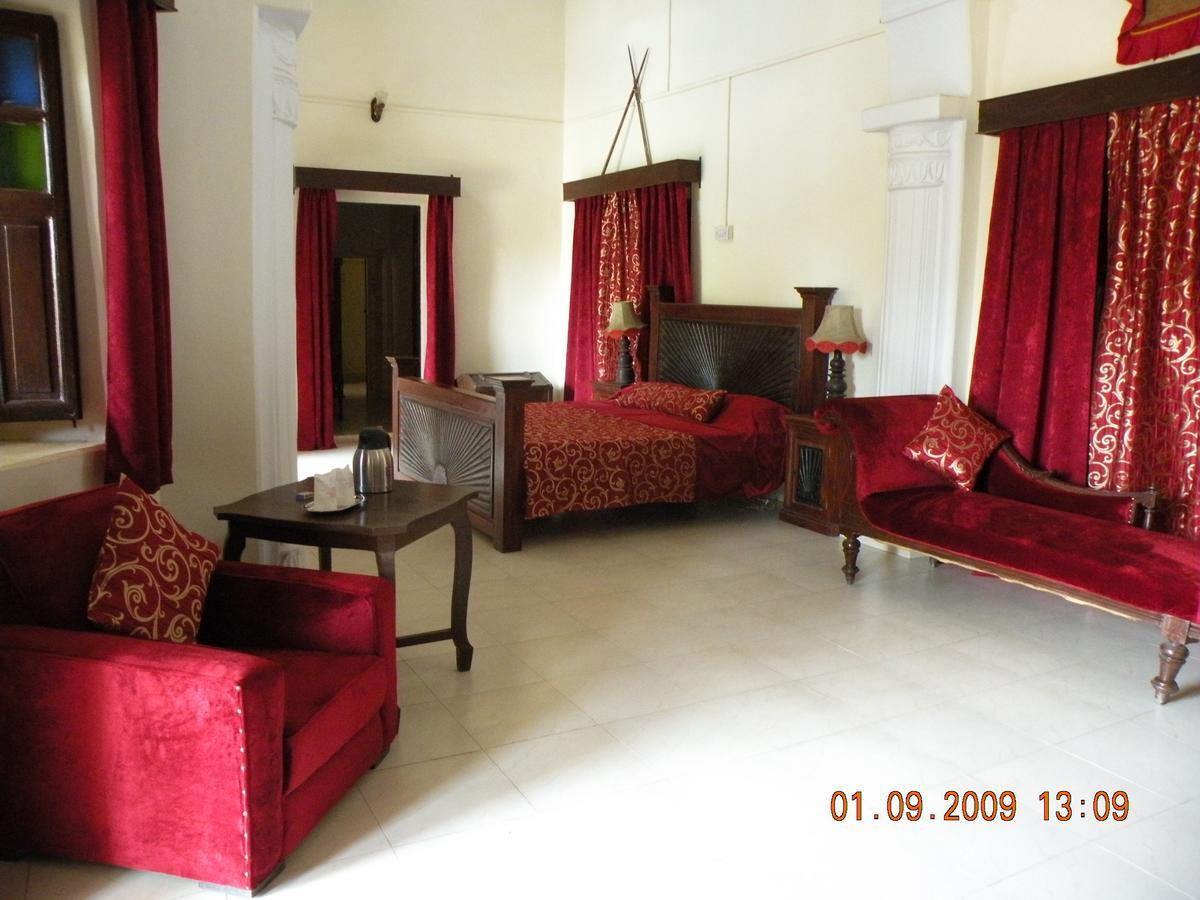 Bhanwar Vilas Palace Karauli Kültér fotó